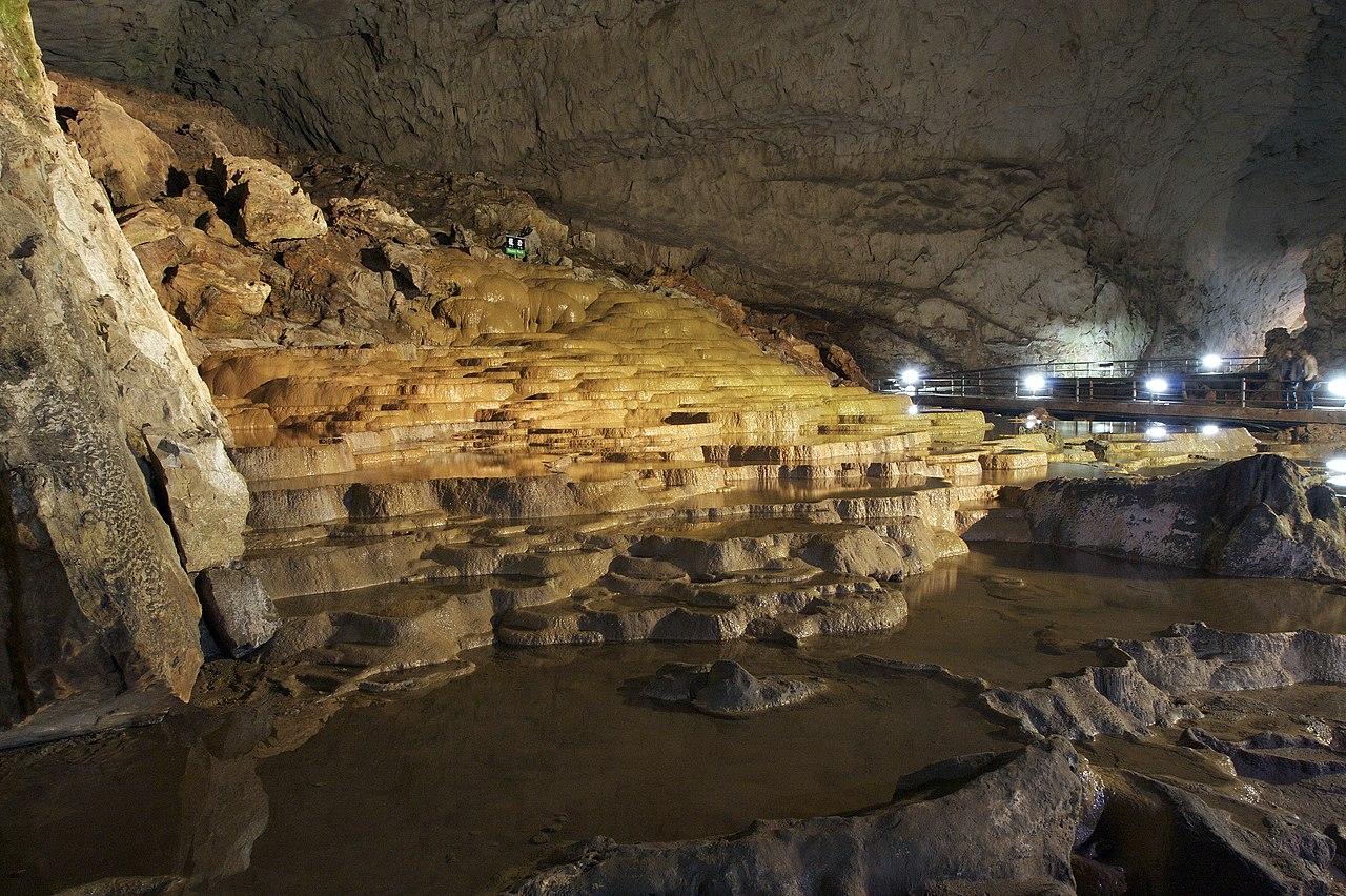 Mine, Japan